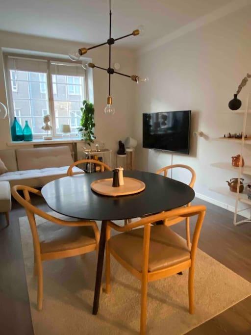 Glorious Apartment In Hakaniemi Helsinki Exterior foto